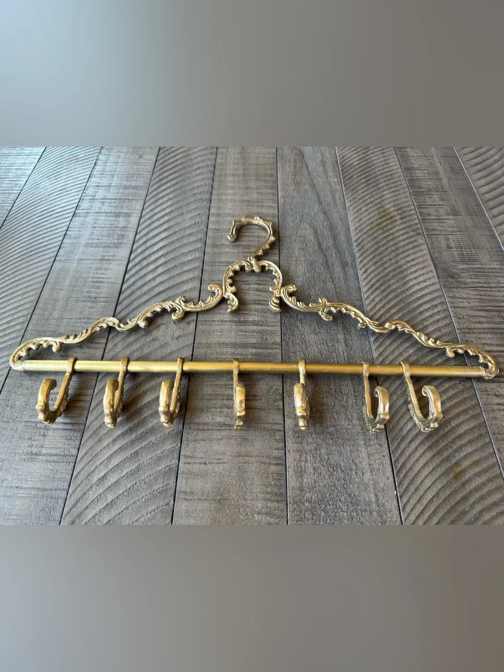 Victorian Trading Co. Parisian Brass Decorative 7-Hook Hanger